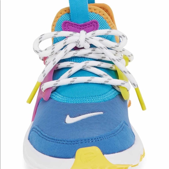 React Presto Sneaker - Picture 4 of 7